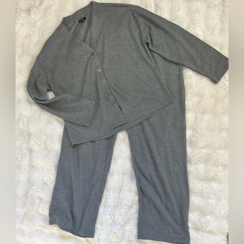 Splendid Gray Pyjamas Lounge Set - Picture 11 of 12